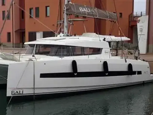 Bali Catamarans 4.1 [4 cabin version]