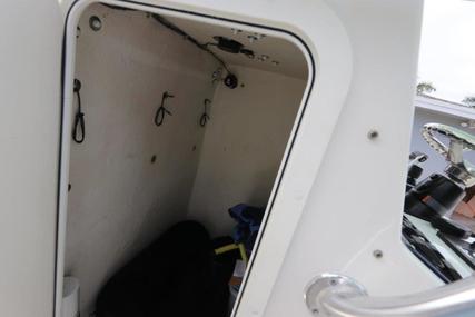 Dusky 278 Center Console