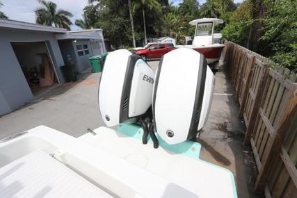 Dusky 278 Center Console