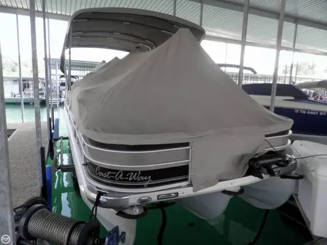 Premier Pontoons 251 Castaway