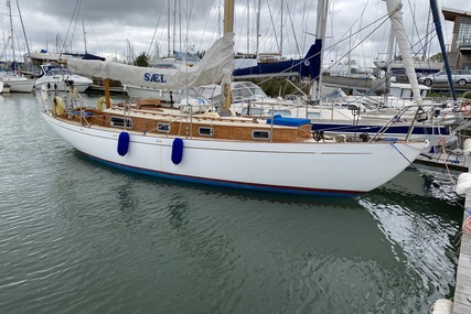 Classic Buchanan Saxon Class Sloop