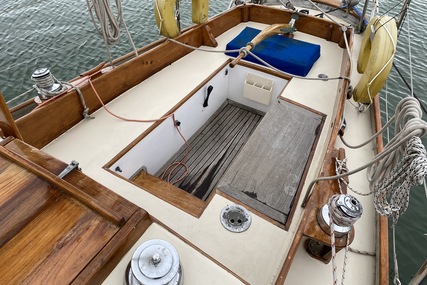 Classic Buchanan Saxon Class Sloop