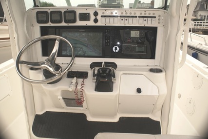 EVERGLADES BOAT 29 Center Console