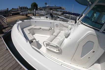 EVERGLADES BOAT 29 Center Console