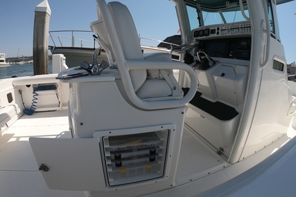 EVERGLADES BOAT 29 Center Console