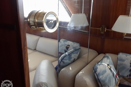 Hatteras 40 Dual Cabin Motor Yacht