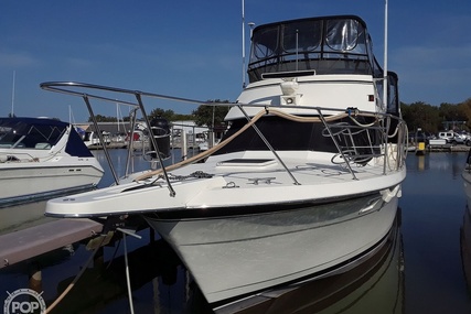 Hatteras 40 Dual Cabin Motor Yacht