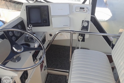 Hatteras 40 Dual Cabin Motor Yacht