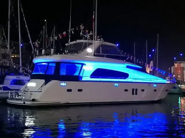 Elegance Yachts 68