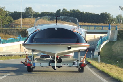 Runabout 33 Classic