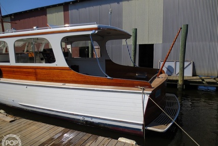 Matthews 38 Cabin Cruiser