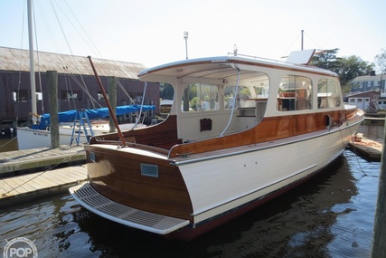 Matthews 38 Cabin Cruiser