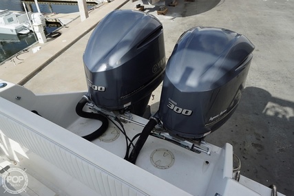 Intrepid 339 Center Console