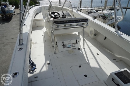 Intrepid 339 Center Console