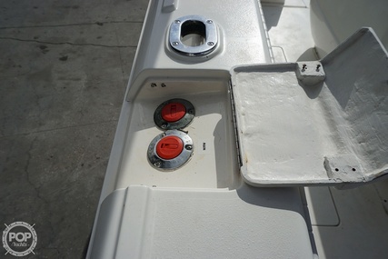 Intrepid 339 Center Console