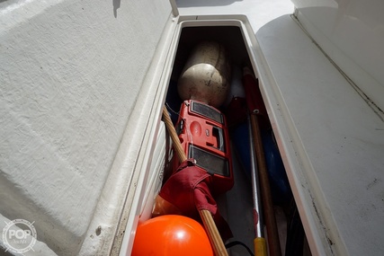 Intrepid 339 Center Console