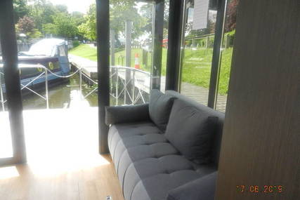 Houseboat HAUSBOOT HB300