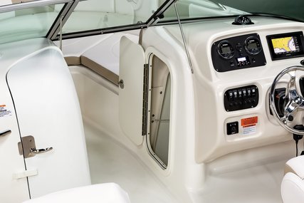 Robalo Dual console R227