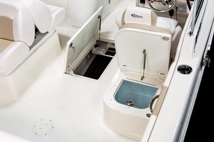 Robalo Dual console R227