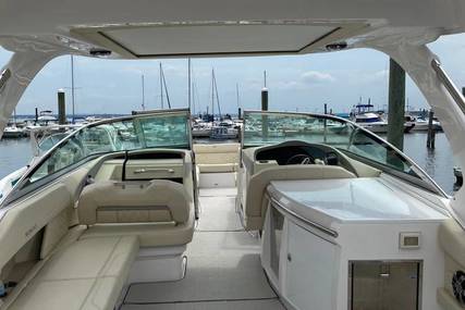 Regal 3300 Bowrider