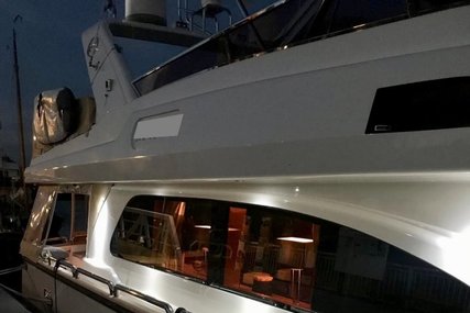 Elegance Yachts 74