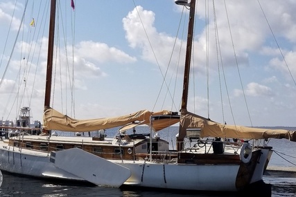 Herreshoff 47 Golden Ball