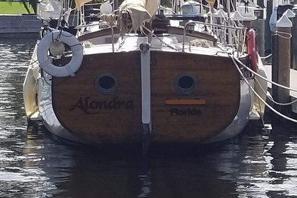 Herreshoff 47 Golden Ball