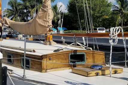 Herreshoff 47 Golden Ball