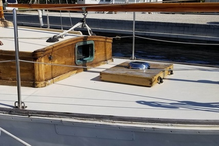 Herreshoff 47 Golden Ball