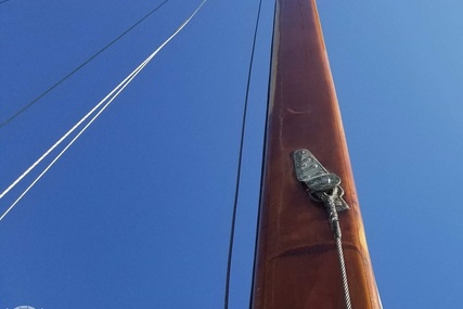 Herreshoff 47 Golden Ball