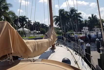 Herreshoff 47 Golden Ball