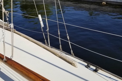 Herreshoff 47 Golden Ball