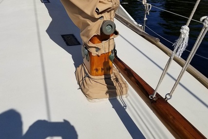 Herreshoff 47 Golden Ball