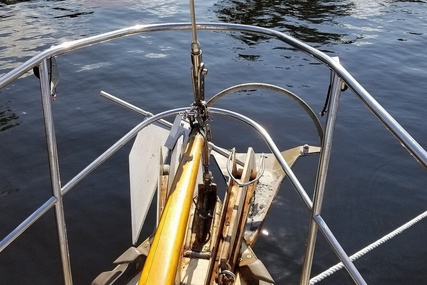 Herreshoff 47 Golden Ball