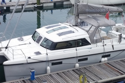 Voyager Catamarans BROADBLUE 345