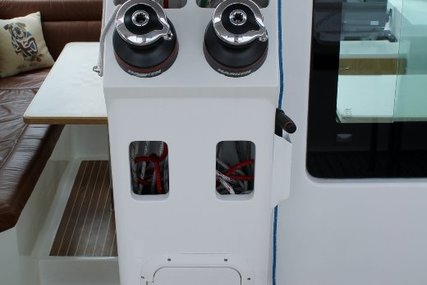 Voyager Catamarans BROADBLUE 345