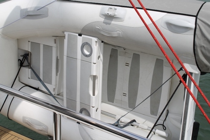 Voyager Catamarans BROADBLUE 345