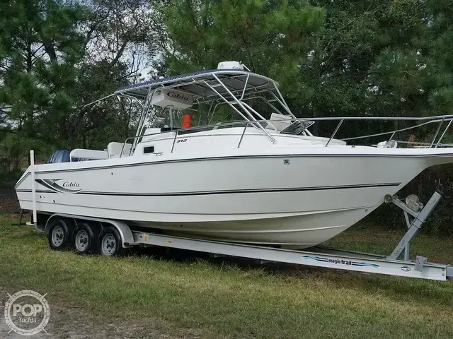 Cobia 312 Sport Cabin