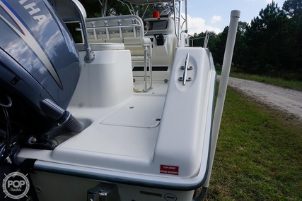 Cobia 312 Sport Cabin