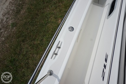 Cobia 312 Sport Cabin