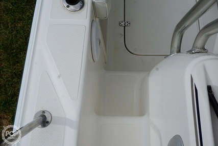 Cobia 312 Sport Cabin