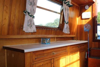 Narrowboat 50' P.M Buckle Cruiser Stern