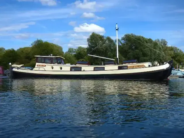 Barge boats Dutch Motor Tjalk