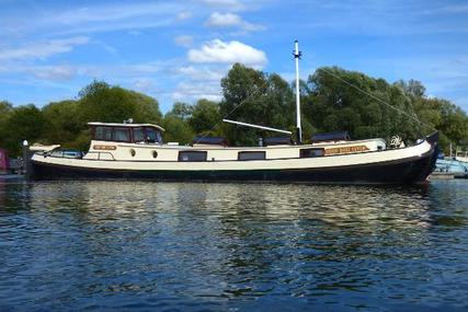 Barge boats Dutch Motor Tjalk