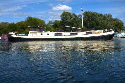 Barge boats Dutch Motor Tjalk