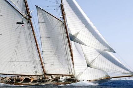 Herreshoff Classic Gaff Schooner