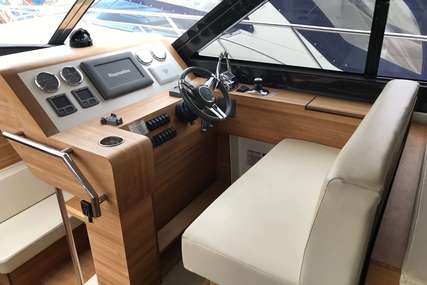 Sealine F46