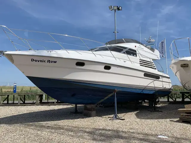 Fairline Squadron 43