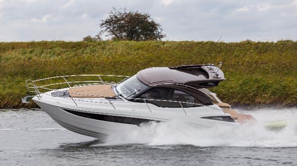 Galeon 335 Hts