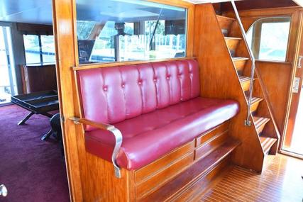 Burger Flybridge Motoryacht